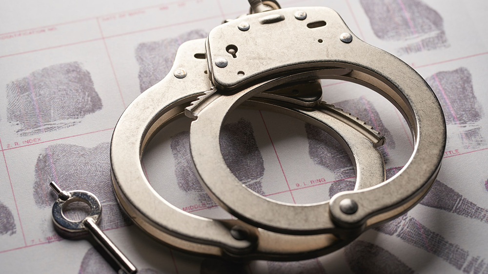 高空拋物被判刑， 傳遞 “罪與罰” 的 清晰信號(hào)